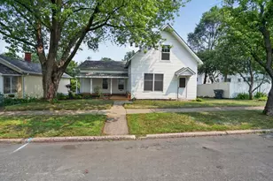 619 Locust St, Hudson, WI 54016 - Photo 2