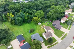 614 37th St SW, Rochester, MN 55902 - Photo 34