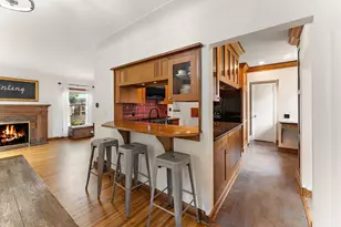 1017 Thomas Ave S, Minneapolis, MN 55405 - Photo 14