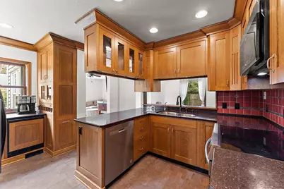 1017 Thomas Avenue S, Minneapolis, MN 55405 - Photo 6