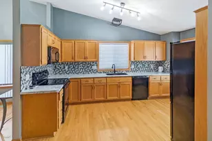 15933 Vale St NW, Andover, MN 55304 - Photo 2