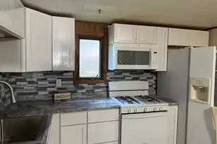 224 Grove Rd, Wyoming, MN 55092 - Photo 10