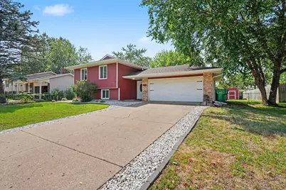 10441 Partridge Street NW, Coon Rapids, MN 55433 - Photo 2