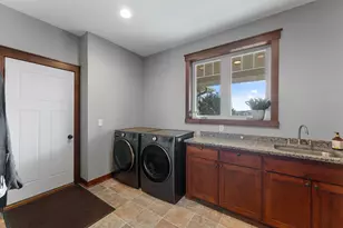 25188 Firefly Ave, Wyoming, MN 55092 - Photo 32