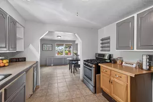 158 Moreland Ave E, West Saint Paul, MN 55118 - Photo 20
