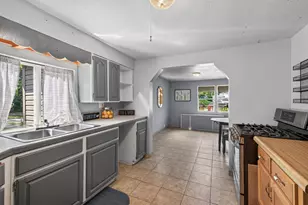 158 Moreland Ave E, West Saint Paul, MN 55118 - Photo 18