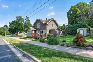 158 Moreland Ave E, West Saint Paul, MN 55118 - Photo 1