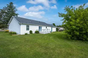 340 Prentice St S, Clayton, WI 54004 - Photo 4