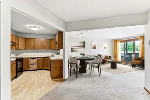 2425 E Franklin Ave, Minneapolis, MN 55406 - Photo 6