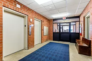 2425 E Franklin Ave, Minneapolis, MN 55406 - Photo 24