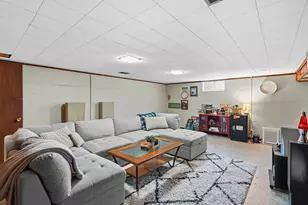 2245 Beam Ave, Maplewood, MN 55109 - Photo 38