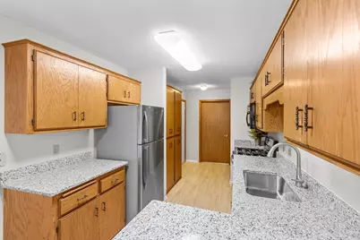 659 Belland Avenue, Vadnais Heights, MN 55127 - Photo 6