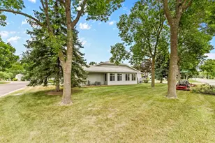 659 Belland Ave, Vadnais Heights, MN 55127 - Photo 4