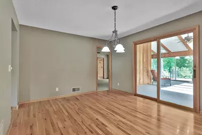 131 Marie Avenue W, West Saint Paul, MN 55118 - Photo 14