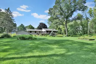 131 Marie Ave W, West Saint Paul, MN 55118 - Photo 58