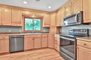 131 Marie Ave W, West Saint Paul, MN 55118 - Photo 12