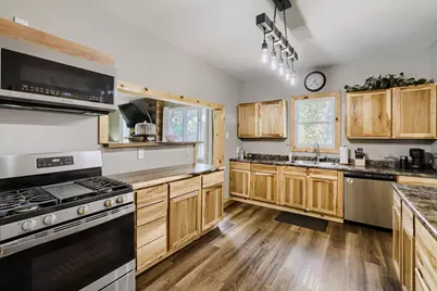 1211 3rd Street E, Hastings, MN 55033 - Photo 4