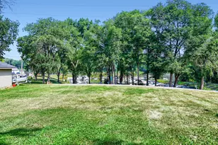 1211 3rd St E, Hastings, MN 55033 - Photo 24
