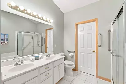14433 Freesia Way, Apple Valley, MN 55124 - Photo 16