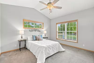 14433 Freesia Way, Apple Valley, MN 55124 - Photo 18