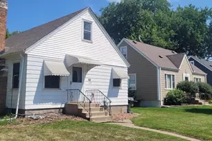 1064 Oakdale Ave, West Saint Paul, MN 55118 - Photo 2
