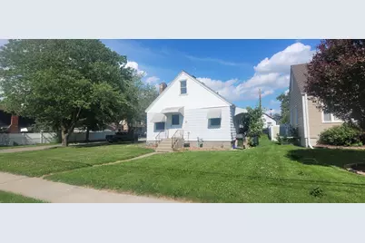 1064 Oakdale Avenue, West Saint Paul, MN 55118 - Photo 1