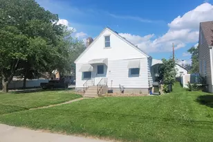 1064 Oakdale Ave, West Saint Paul, MN 55118 - Photo 1