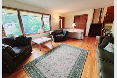 8273 Scott Avenue N, Brooklyn Park, MN 55443 - Photo 4