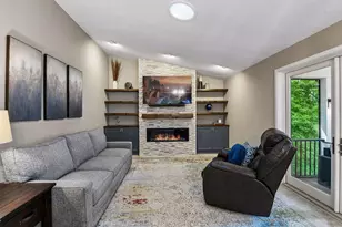 15385 Morraine Way, Eden Prairie, MN 55347 - Photo 12