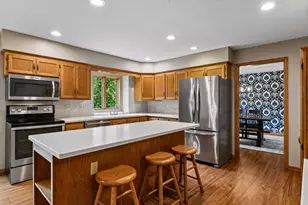 15385 Morraine Way, Eden Prairie, MN 55347 - Photo 18