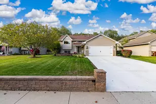 1115 Ridge St, Jordan, MN 55352 - Photo 1