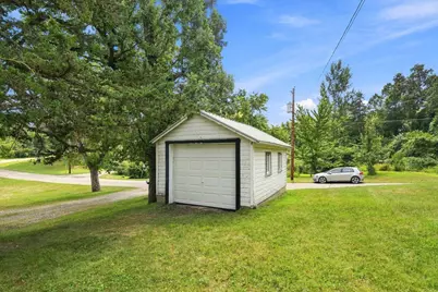 209 2nd Avenue SE, New London, MN 56273 - Photo 32