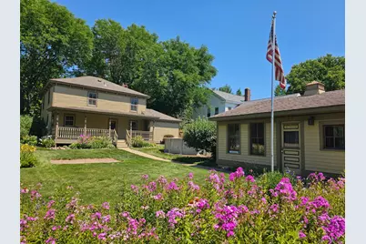 337 Court Street N, Prescott, WI 54021 - Photo 2