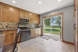 1595 57th Ave NW, Willmar, MN 56201 - Photo 12