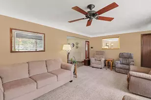 525 21st St, Red Wing, MN 55066 - Photo 6