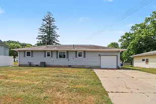 525 21st St, Red Wing, MN 55066 - Photo 24