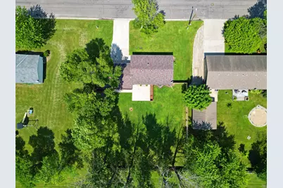 916 Birch Avenue W, Hector, MN 55342 - Photo 2