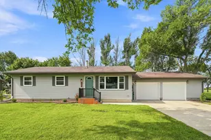 916 Birch Ave W, Hector, MN 55342 - Photo 1