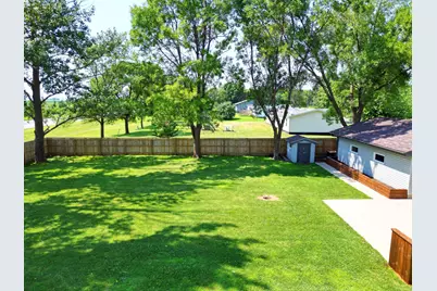 916 Birch Avenue W, Hector, MN 55342 - Photo 32