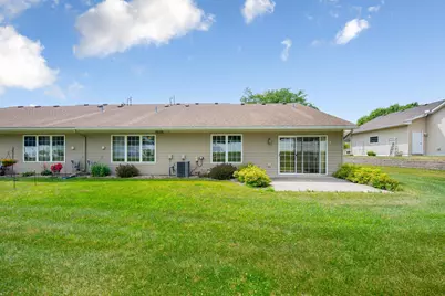 305 Tischler Avenue SE, Faribault, MN 55021 - Photo 8