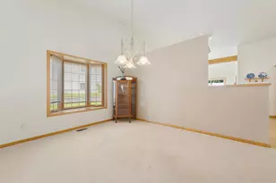 305 Tischler Ave SE, Faribault, MN 55021 - Photo 16