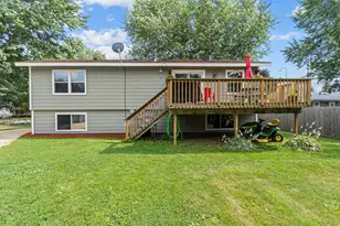 681 Utah Ave, New Richmond, WI 54017 - Photo 8