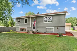 681 Utah Ave, New Richmond, WI 54017 - Photo 4
