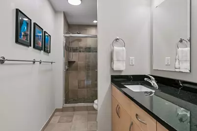 215 10th Avenue S #637, Minneapolis, MN 55415 - Photo 24