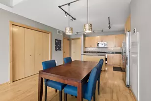 215 10th Ave S, Minneapolis, MN 55415 - Photo 10