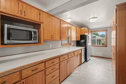 2842 Lexington Avenue S, Eagan, MN 55121 - Photo 6