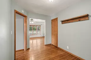 2842 Lexington Ave S, Eagan, MN 55121 - Photo 8
