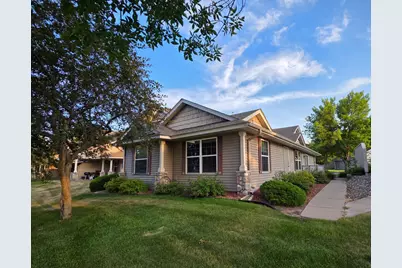 827 Winsome Way NW, Isanti, MN 55040 - Photo 4