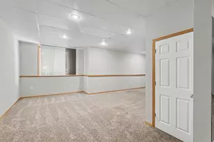 3006 Frank St, Maplewood, MN 55109 - Photo 34