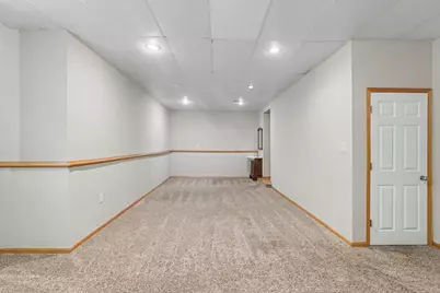 3006 Frank Street, Maplewood, MN 55109 - Photo 32